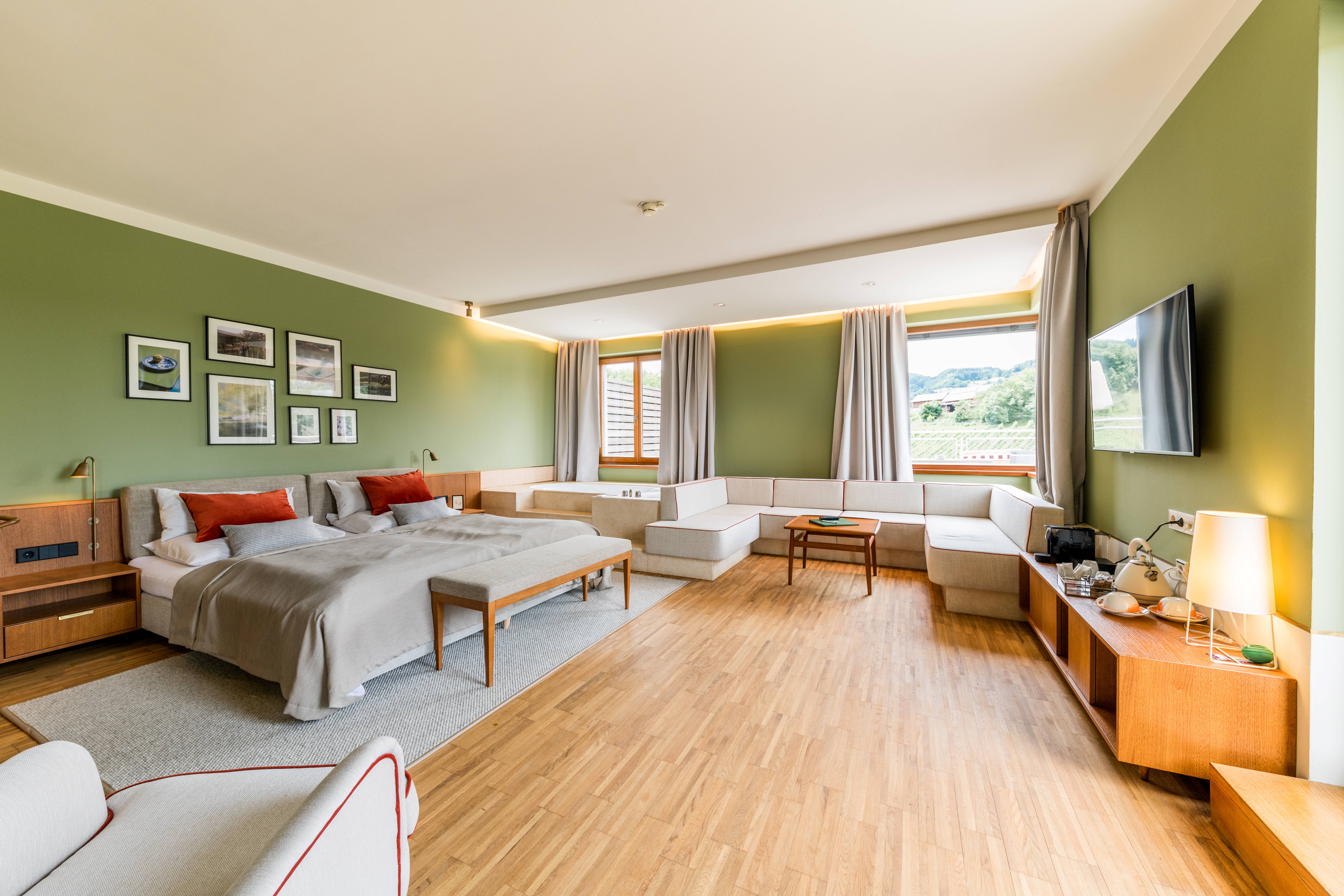 Hochzeit - Umgebung: am Land - Steiermark - Top Lagen Suite für die Hochzeitsnacht - Landgut am Pößnitzberg