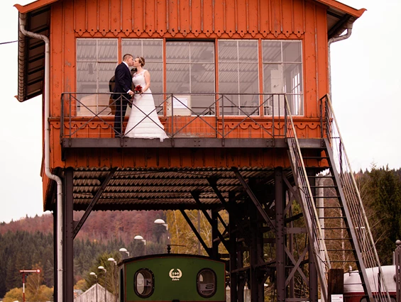 Hochzeitslocation: Heiraten bei der Sauschwänzlebahn