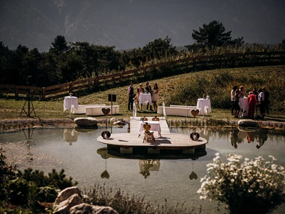 Wedding - Seefeld in Tirol - Freie Trauung am See (c) Alexandra Jäger / @alexandra.grafie - Stöttlalm