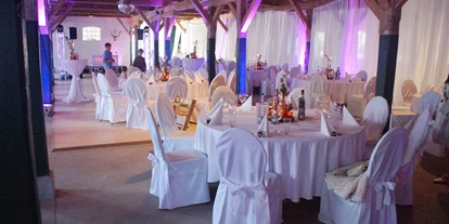 Wedding - Umgebung: am Meer - Festscheune Gut Helmstorf