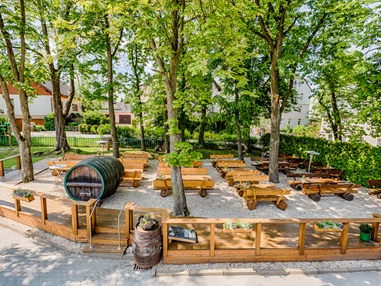 Hochzeitslocation: Biergarten bis 150 Personen - Brauerei Zwönitz
