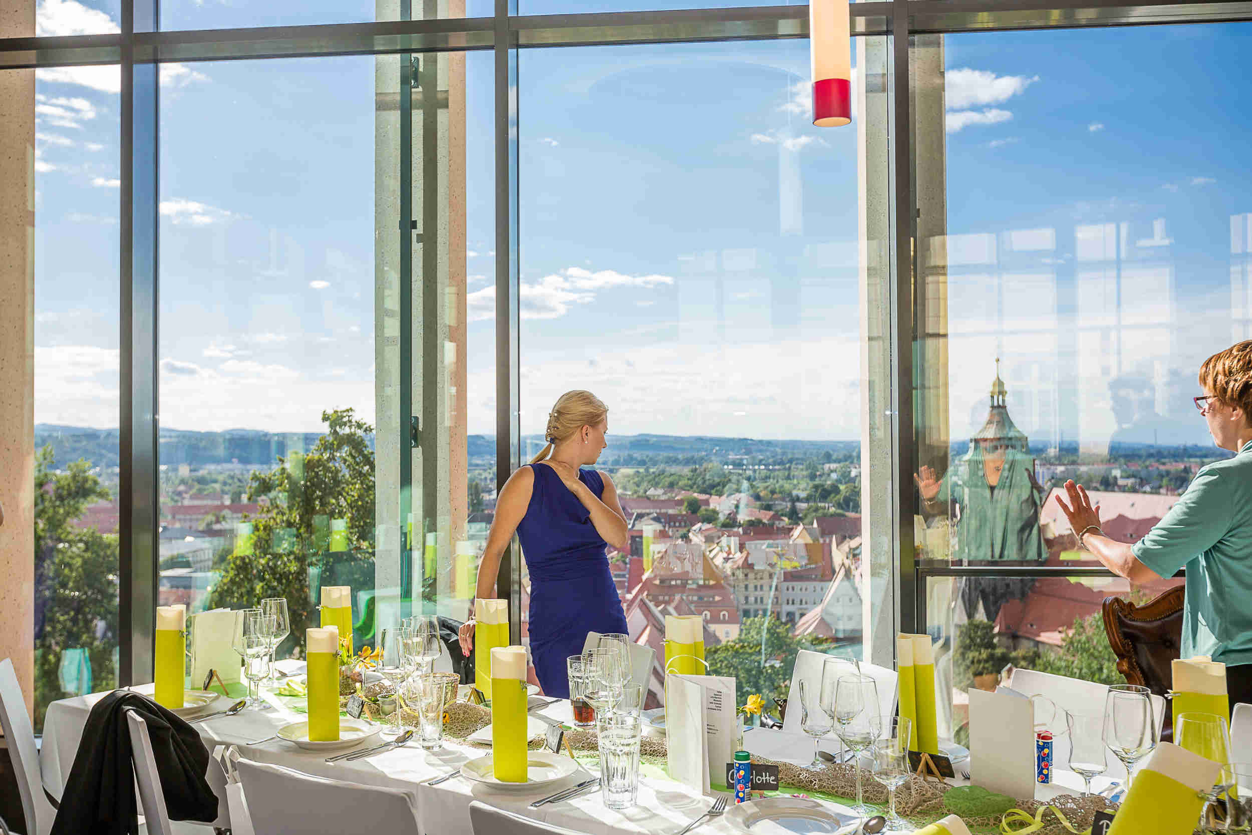 Hochzeitslocation: Heiraten auf Schloss Sonnenstein | Schloßcafé Pirna