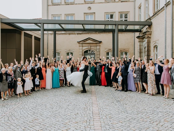 Hochzeit: Heiraten auf Schloss Sonnenstein | Schloßcafé Pirna
