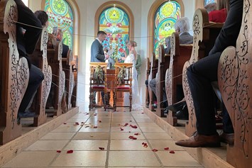 Hochzeit: Zeremonie in der Premakirche - Vedahof - Gramastetten