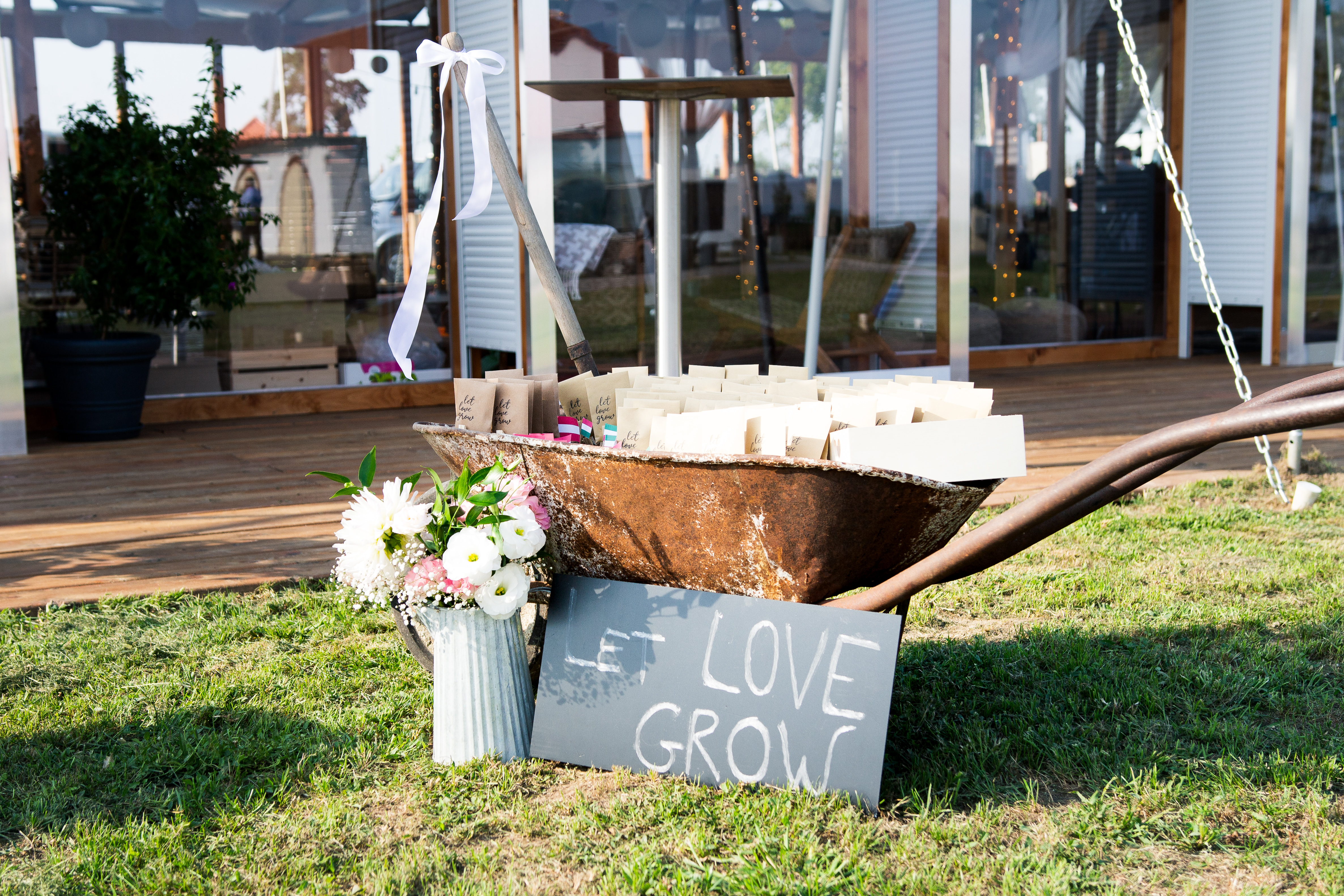 Hochzeitslocation: Franciska Major / Pro Village