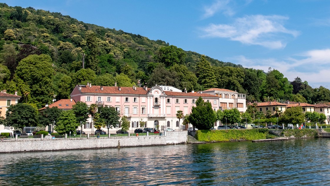 Hochzeit: Villa Piceni liegt direkt an der Uferstrasse des Lago Maggiore in Belgirate, nur 5 km von Stresa entfernt. - Villa Piceni