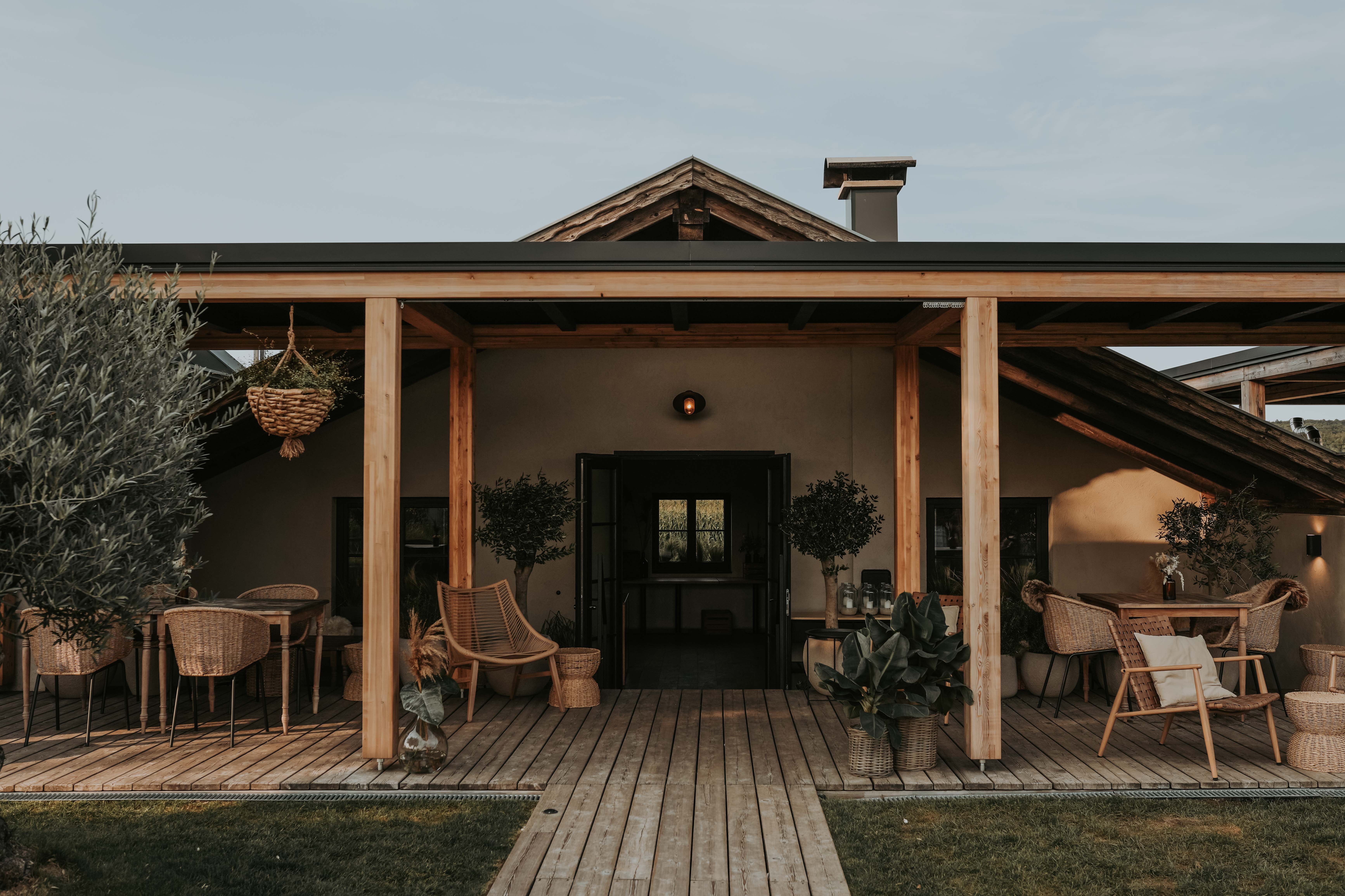 Franz von Grün  Information about the banquet halls Franz Terrace