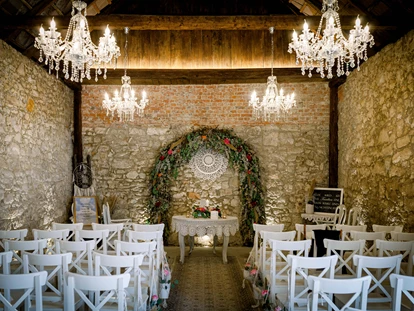 Wedding - Bad Sauerbrunn - Himmelblau Rust - Hochzeit im Vintage Haus
