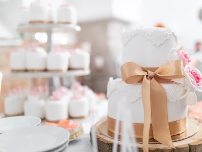 Wedding - Bad Sauerbrunn - Himmelblau Rust - Hochzeit im Vintage Haus