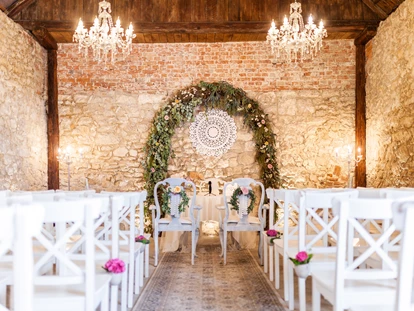 Wedding - Bad Sauerbrunn - Die Romantikscheune vom Himmelblau in Rust. - Himmelblau Rust - Hochzeit im Vintage Haus