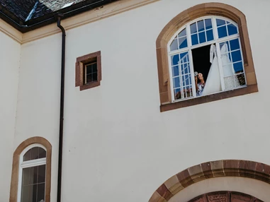 Hochzeitslocation: Liebevolle Details wohin das Auge reicht. - Burg Stettenfels