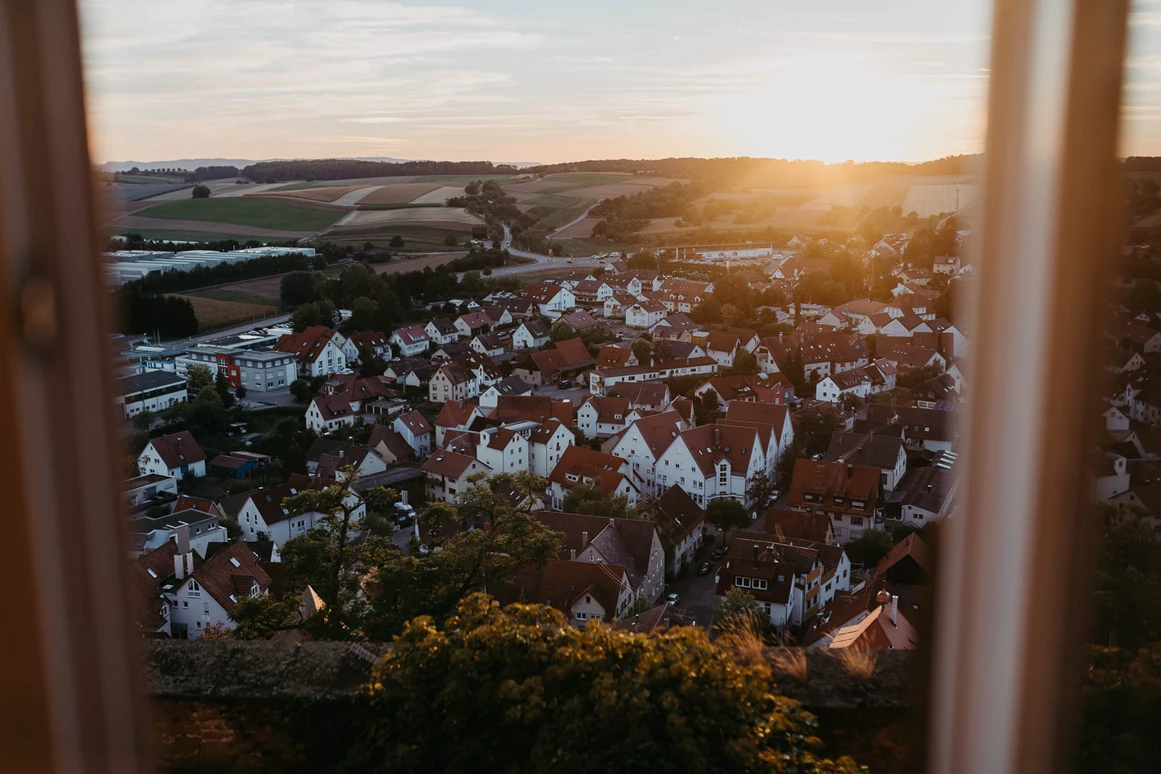 Hochzeitslocation: Ein Blick auf den idylischen Ort Untergruppenbach. - Burg Stettenfels