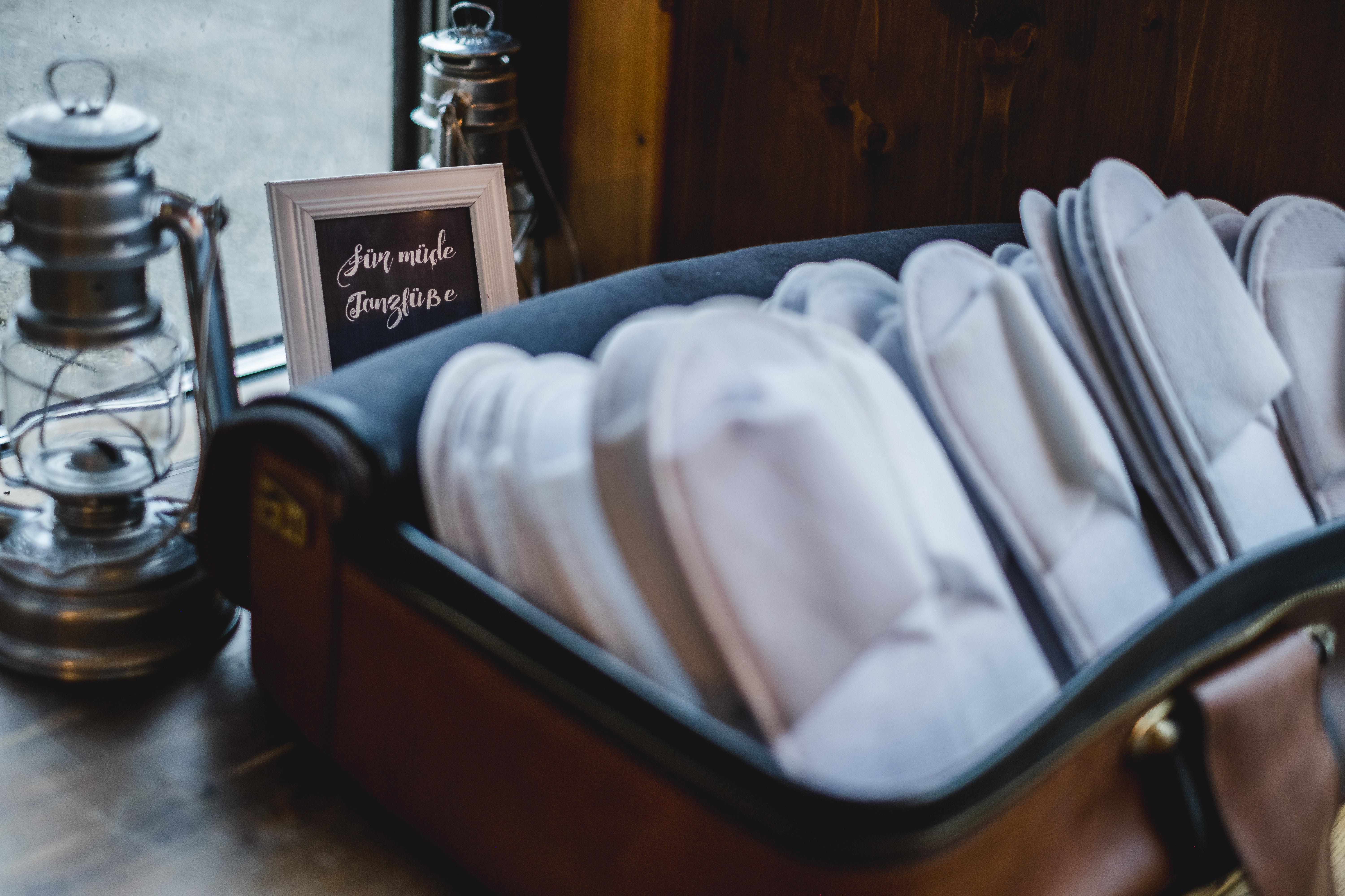 Hochzeit: Viel Liebe zum Detail sorgen für das Wohl von Brautpaar und deren Hochzeitsgästen. - Hubertusbaude Waltersdorf