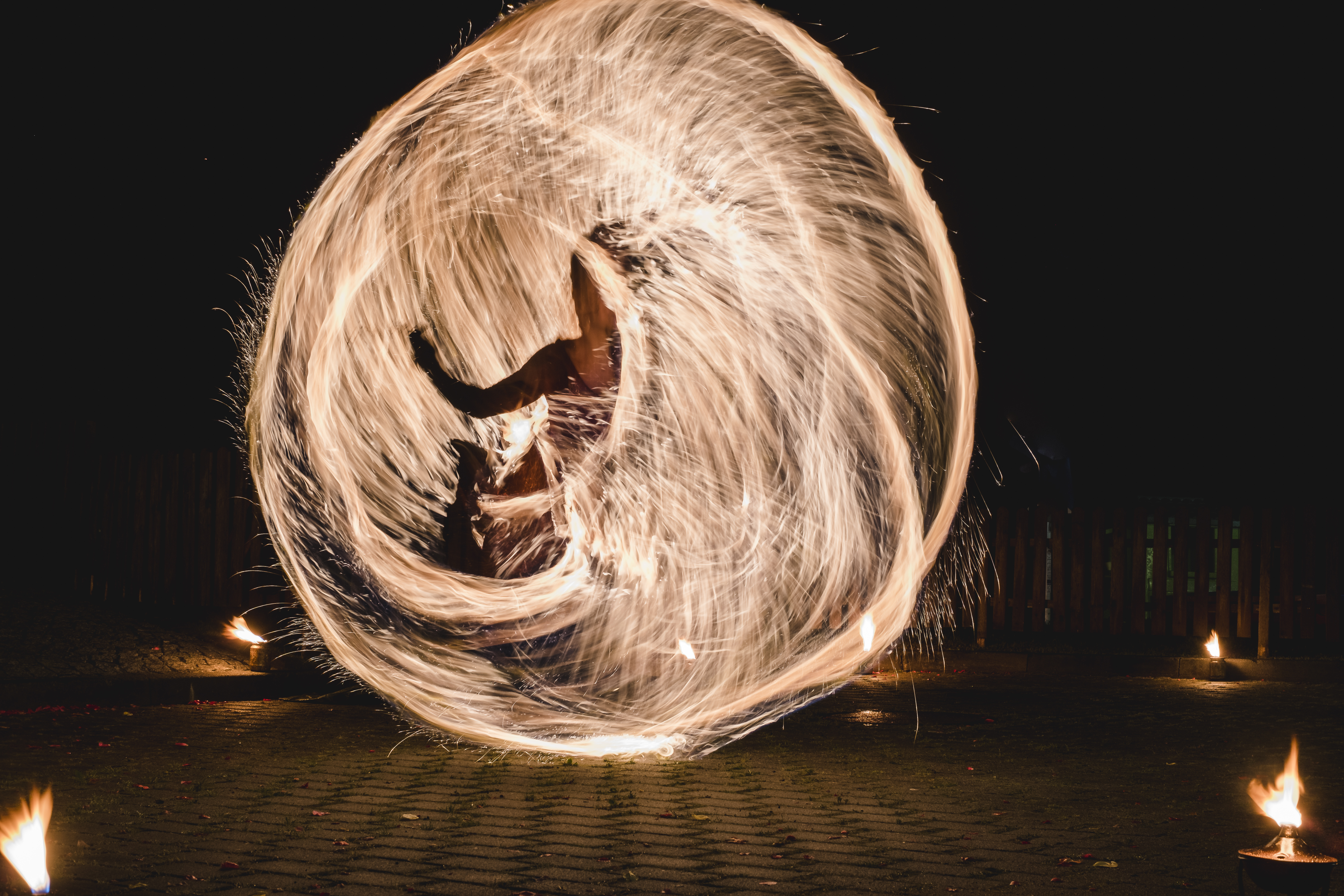 Hochzeit: Hoffentlich fängt das Brautkleid nicht Feuer. - Hubertusbaude Waltersdorf