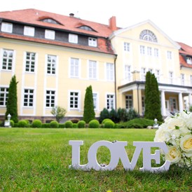 Hochzeit: Schloss Wulkow