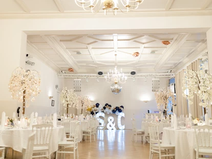 Hochzeit - Hochzeits-Stil: Traditionell - Strausberg - Schloss Wulkow