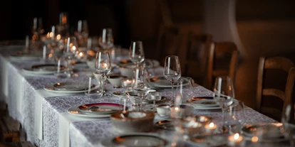 Matrimonio - Flonheim - Eine Hochzeitstafel in der Festhalle Flonheim. - Festhalle Flonheim