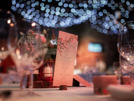 Hochzeit: Eine besondere Atmosphäre bietet der Junghof Undenheim in Rheinland-Pfalz. - JUNGHOF Weingut & Gutsgastronomie