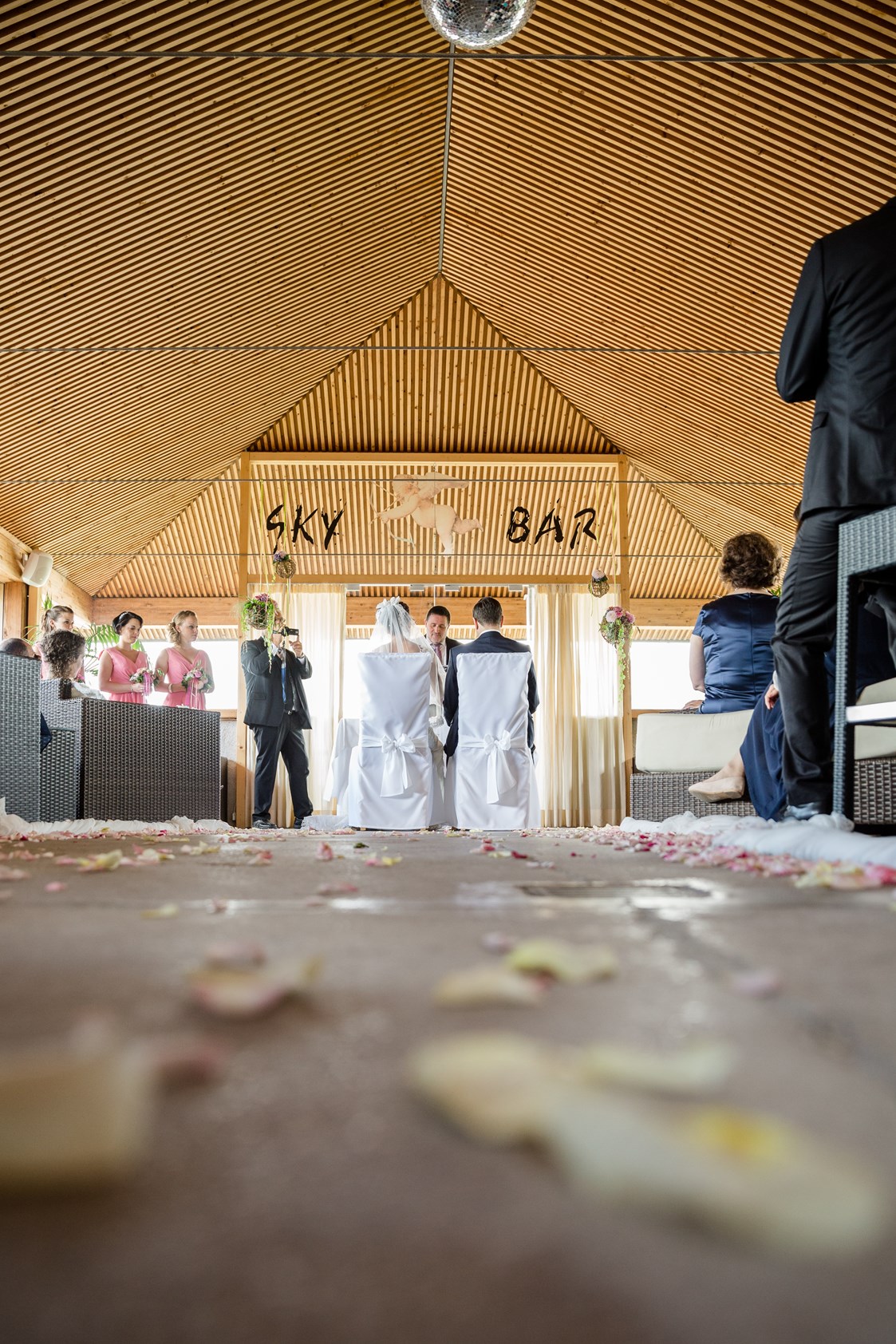 Hochzeit: Skybar  - Haselburg