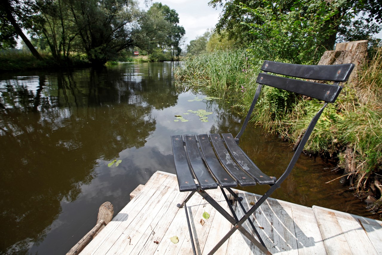 Alte Försterei Informations sur les salles de bal Spree avec jetée