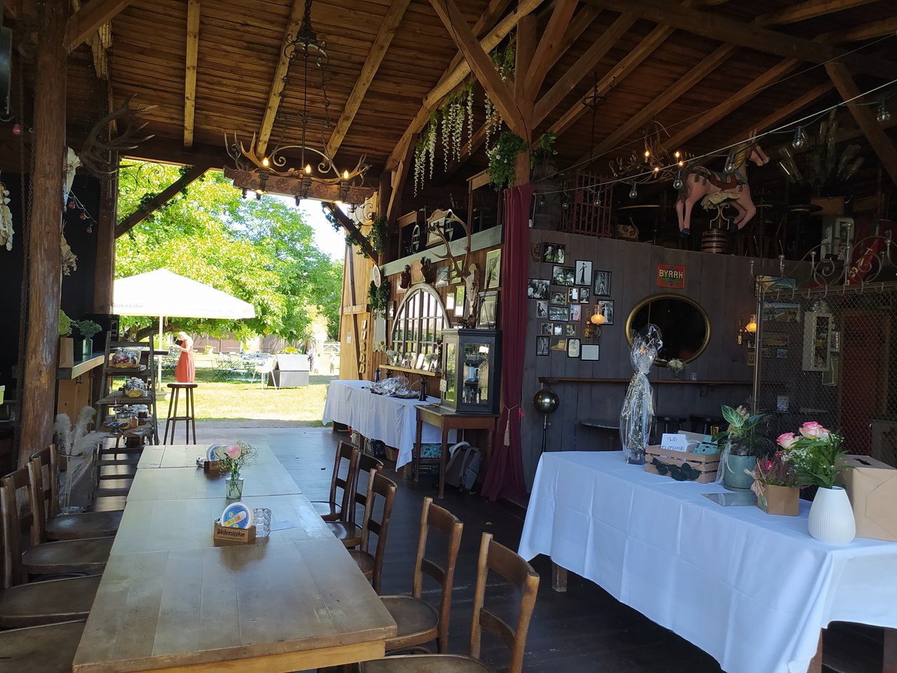 Alte Försterei Informations sur les salles de bal aire de battage de la grange