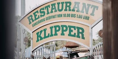 Hochzeit - Berlin-Stadt Prenzlauer Berg - Gerne setzen wir die Hochzeitsgesellschaft bei einem der zahlreichen Anlegestationen ab damit dort weitergefeiert werden kann. - Bunte Flotte - MS Charleston