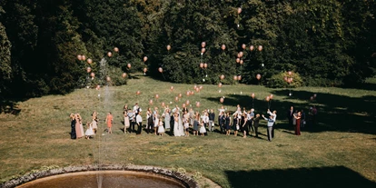 Hochzeit - Bad Saarow - Eine Hochzeitsgesellschaft im Schloss Steinhöfel. - Schloss Steinhöfel