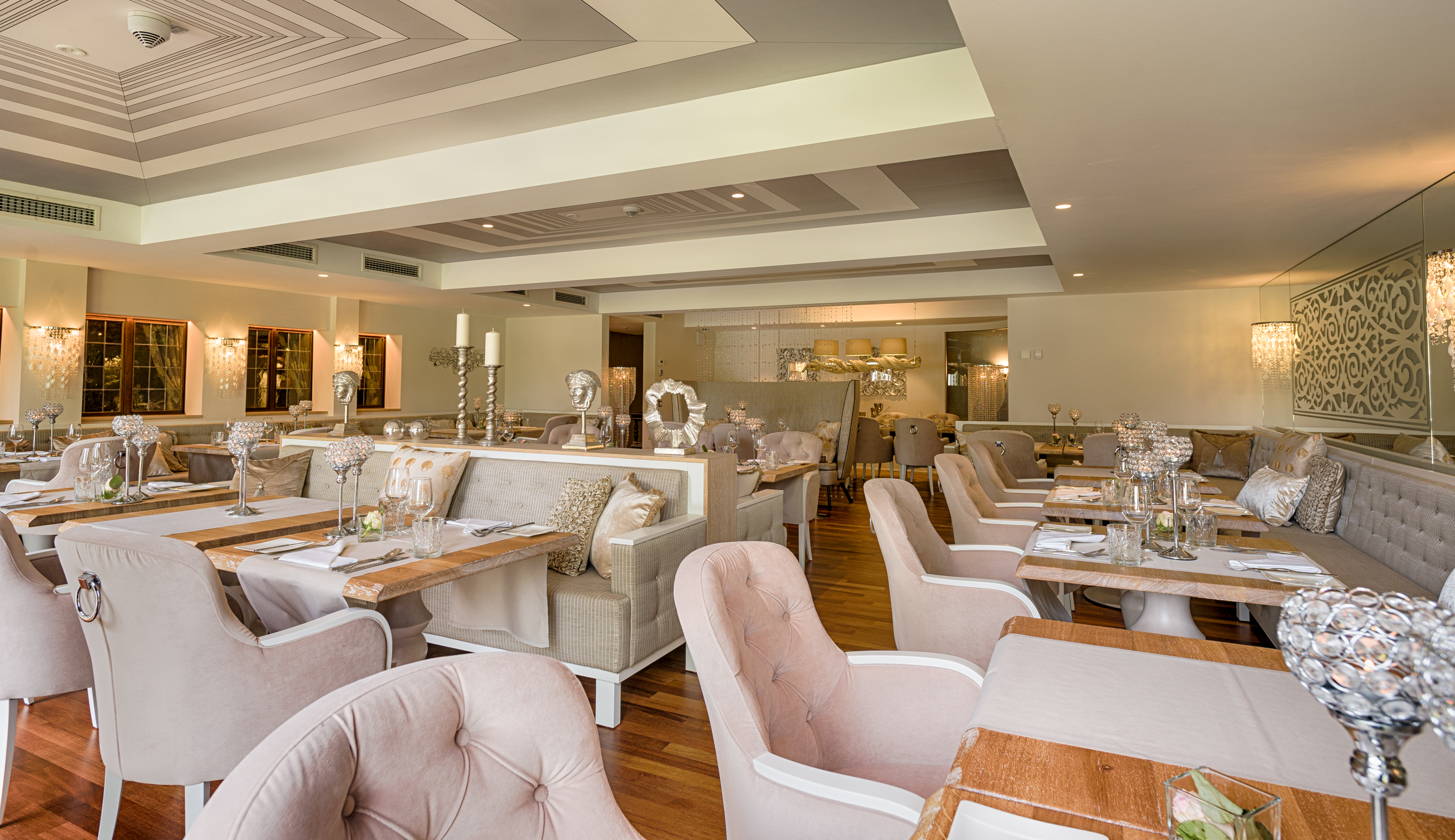 Hochzeitslocation: Restaurant Adler Stuben, neu gestalteter Raum Bergkristall - Parkhotel Adler, Hochschwarzwald Hotelbetriebs GmbH