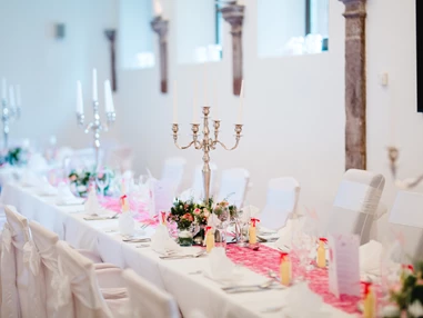 Hochzeit: Schloss Wasserleonburg