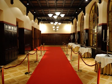 Hochzeitslocation: ... oder auch nur als Durchgangsbereich - Palais Ferstel