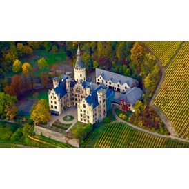 Hochzeit: Schloss Arenfels in den Weinbergen von Bad Hönningen - Schloss Arenfels