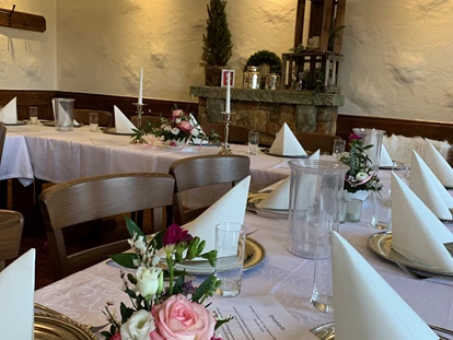 Hochzeit - Freigericht (Main-Kinzig-Kreis) - Kaminzimmer - Hotel Restaurant Dragonerbau