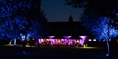 Mariage - Ratingen - Die Hochzeitslocation Gut Dyckhof bei Nacht. - Gut Dyckhof