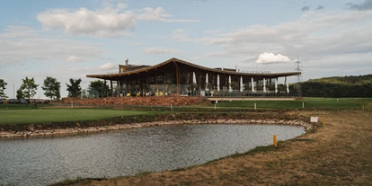Hochzeit - Freigericht (Main-Kinzig-Kreis) - Das Heckers direkt am Golfplatz von Gründau. - Restaurant Heckers