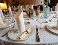 Hochzeit: Beispiel Tischdeko im Restaurant - Hotel VIERSEITHOF Luckenwalde