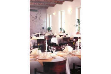Hochzeit: Restaurant - Hotel VIERSEITHOF Luckenwalde