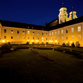 Hochzeit: Schlosshotel Mondsee bei Nacht - Schlosshotel Mondsee