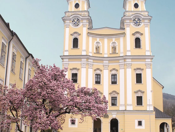 Hochzeitslocation: Basilika Mondsee - Schlosshotel Mondsee