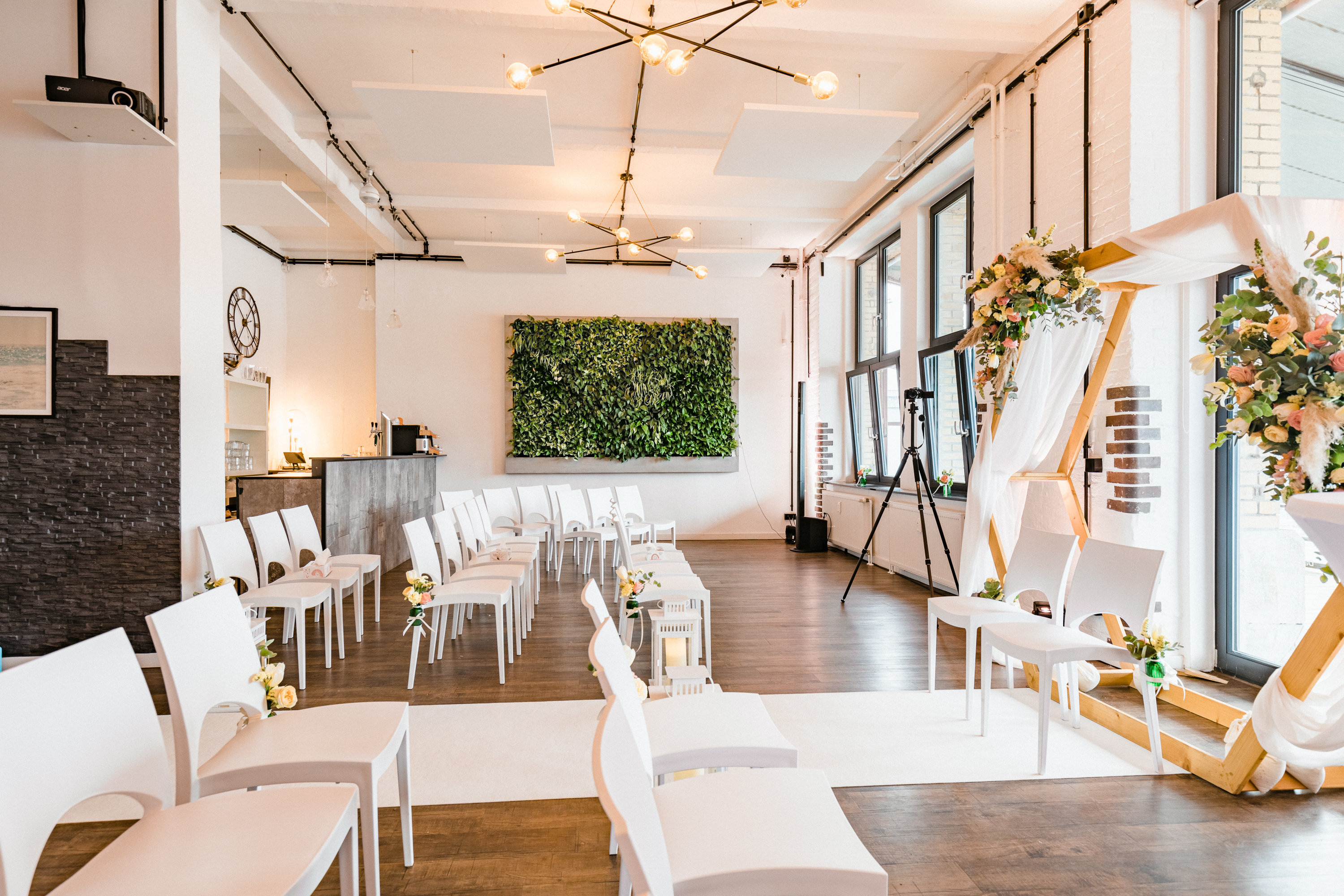 Hochzeit: WHITE Spreelounge