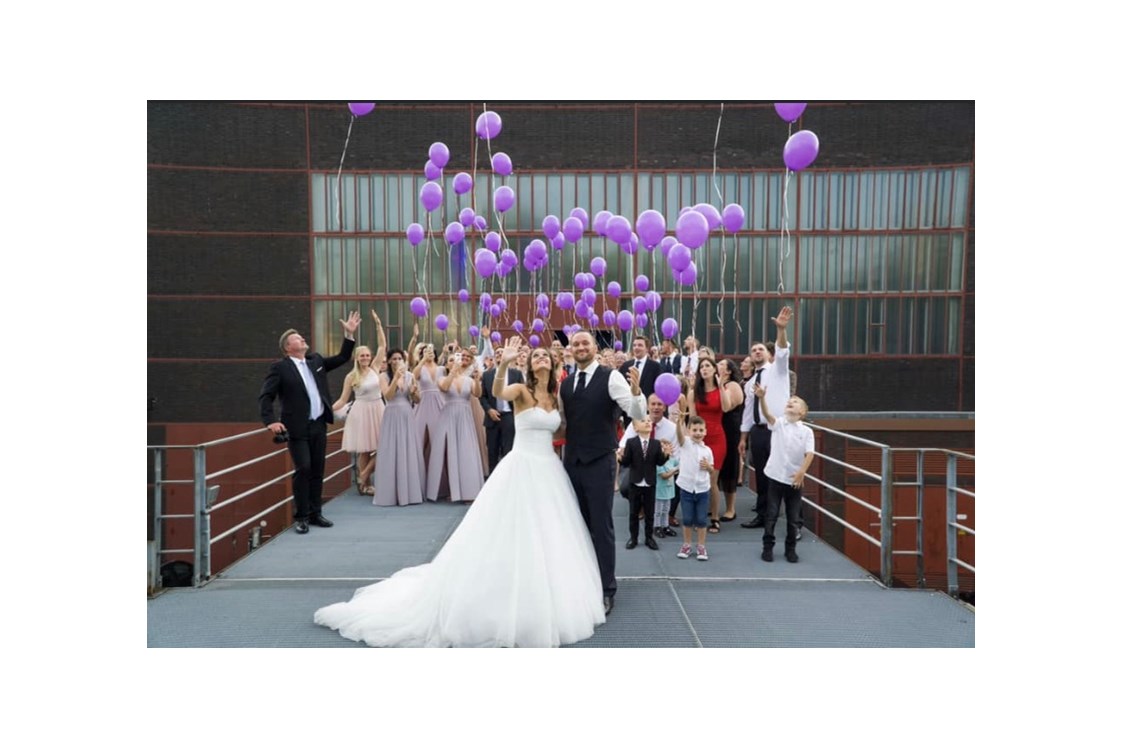 Hochzeit: Ballons und Zusätzliche Dekoration Bestellen wir Ihnen jederzeit gerne - Halle9 Casino Zollverein 