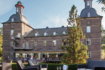 Hochzeit: Parkansicht  - Schlosshotel Hugenpoet