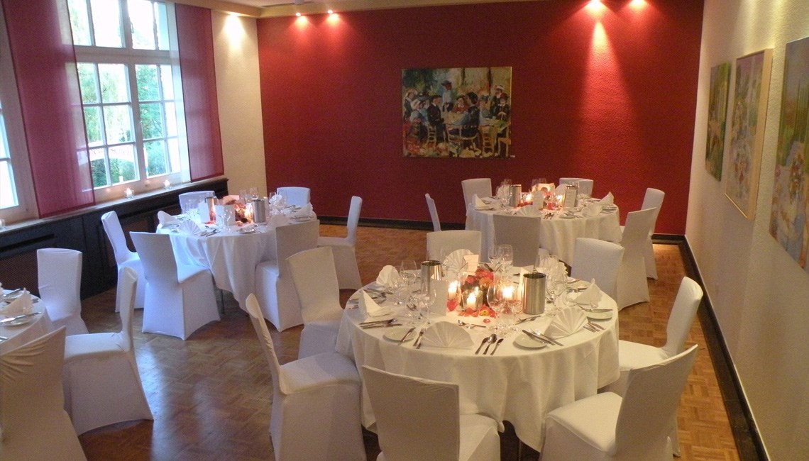 Stadtgarten Steele Informatie over de balzalen Kamer met open haard