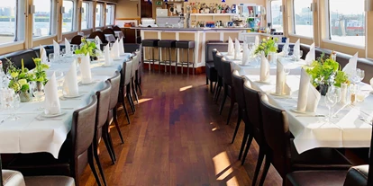 Hochzeit - Geeignet für: Geburtstagsfeier - Ellerbek - Frisch eingedeckt, Salondach offen - Eventschiff Grosser Michel