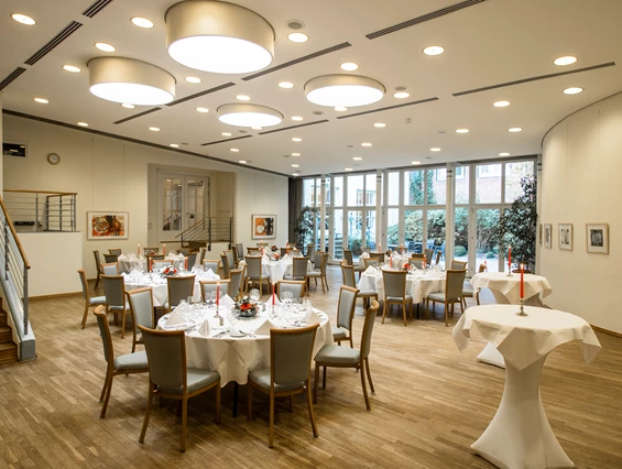 Hochzeit: Der moderne Gartensaal für bis zu 120 Personen - Palais Esplanade