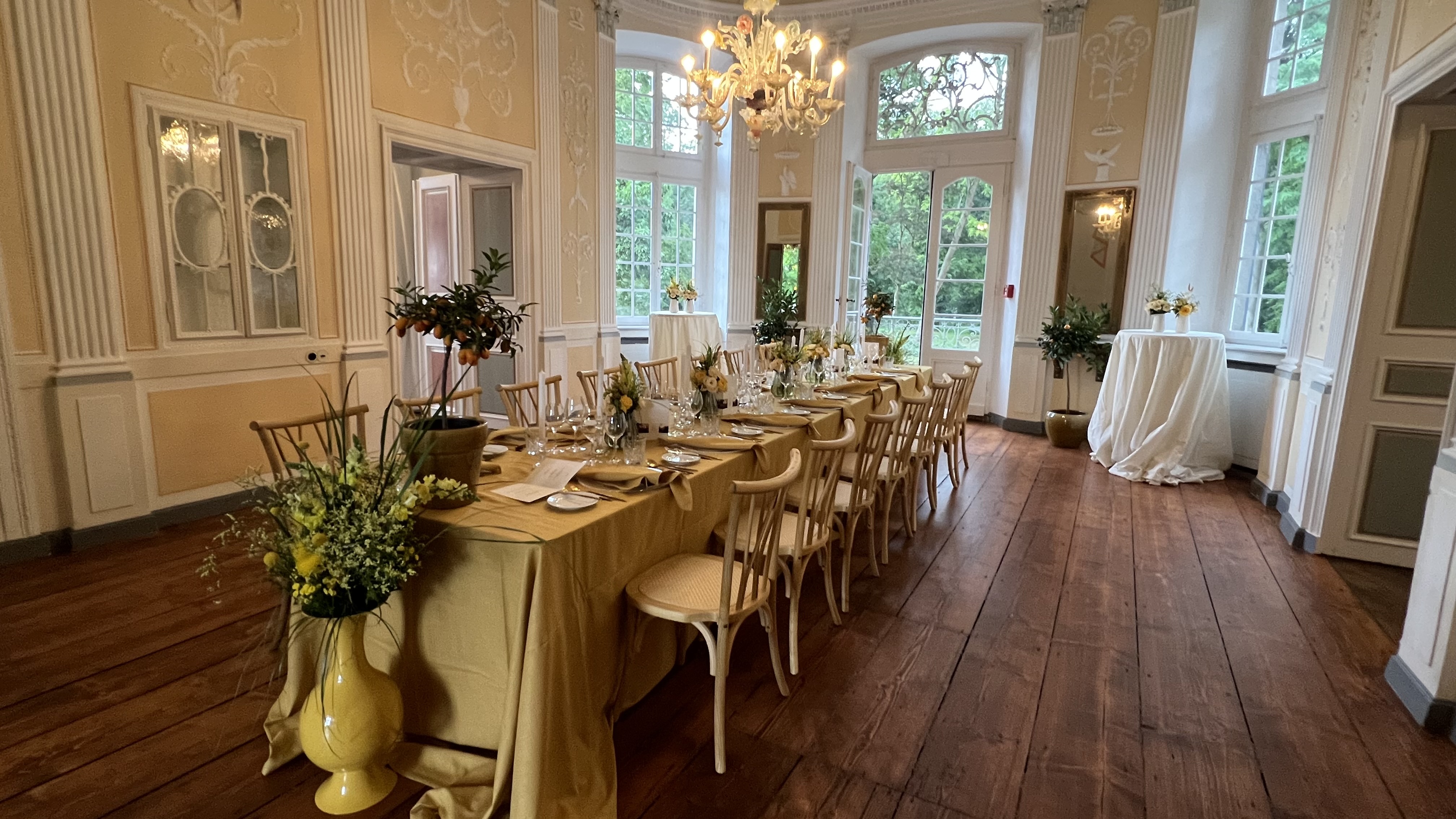 Hochzeitslocation: Dinner im Schloss - Schloss Arff