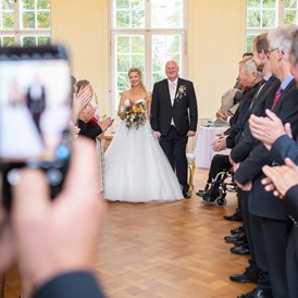 Hochzeit: Geschafft! - Barockschloss Oberlichtenau