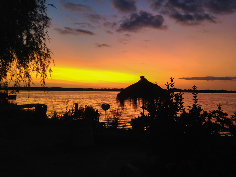 Hochzeitslocation: Sonnenuntergang im Seebad Caputh - Seebad Caputh