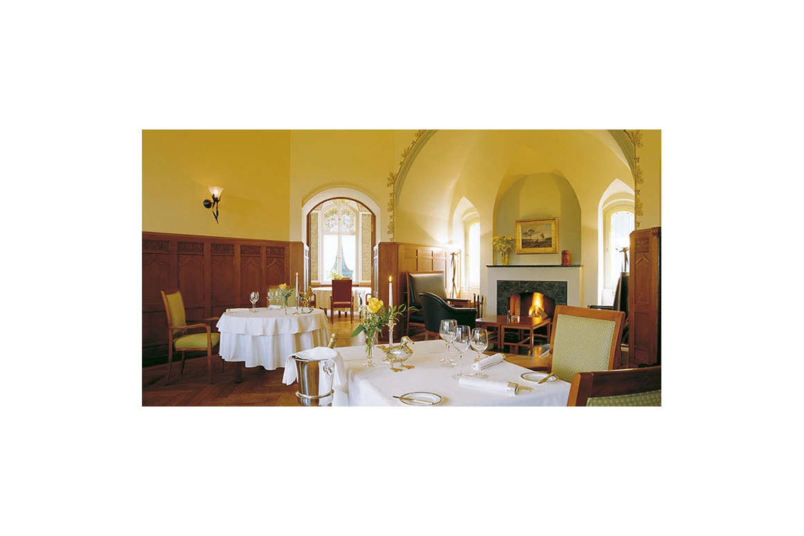 Hochzeitslocation: Schloß Hubertushöhe Storkow bei Berlin