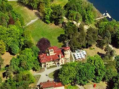 Hochzeitslocation: Schloß Hubertushöhe Storkow bei Berlin