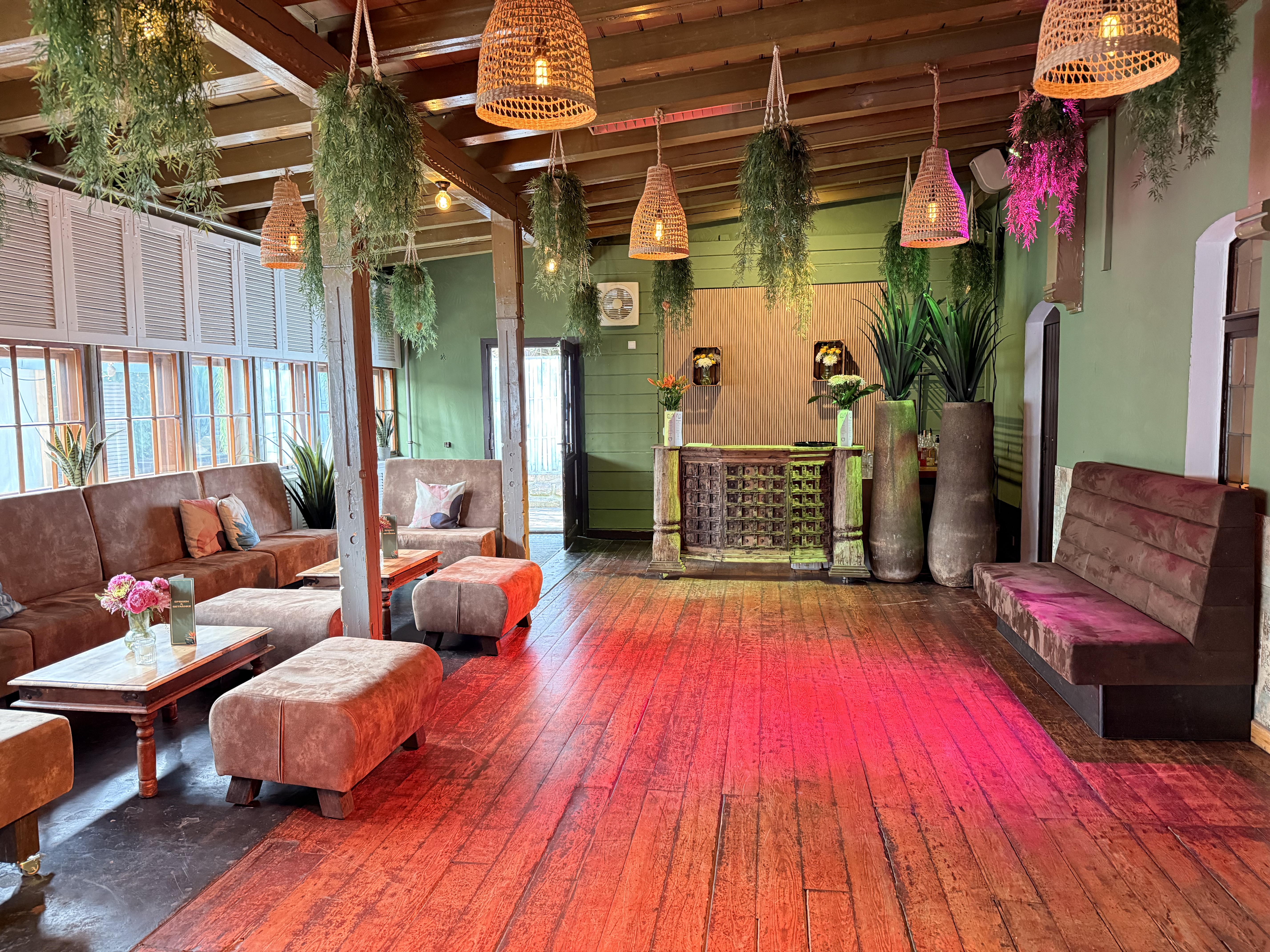 Matrimonio - barrierefreie Location - Partyraum Jungle Lounge - Mauritius Stuttgart-Süd Eventlocation